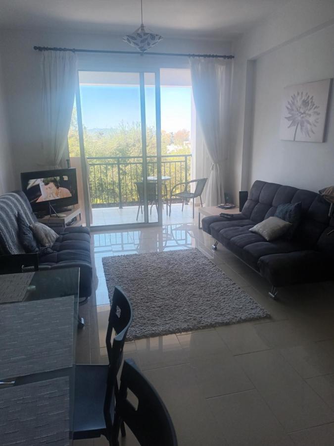 Apartment Oasis Polis المظهر الخارجي الصورة