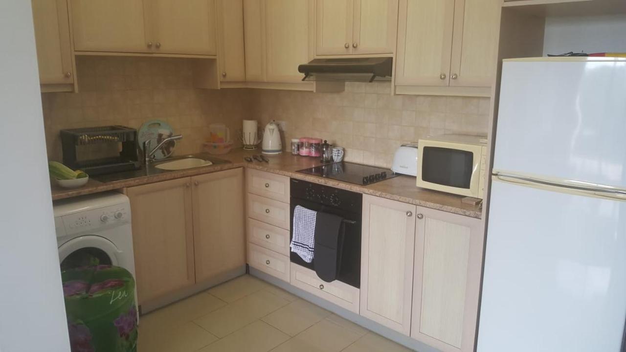 Apartment Oasis Polis المظهر الخارجي الصورة