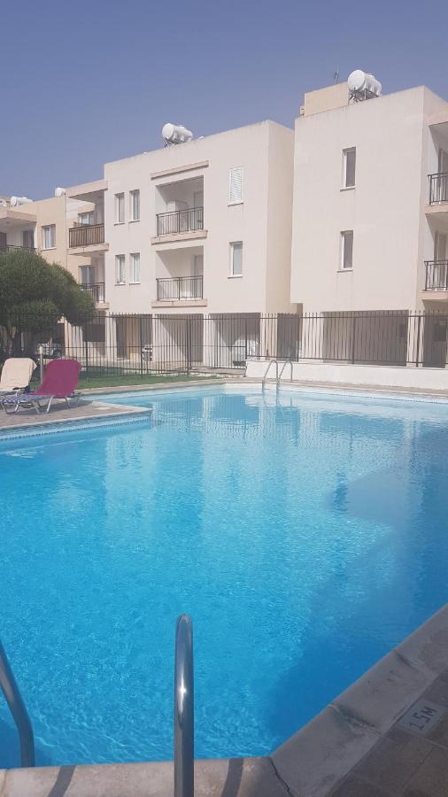 Apartment Oasis Polis المظهر الخارجي الصورة